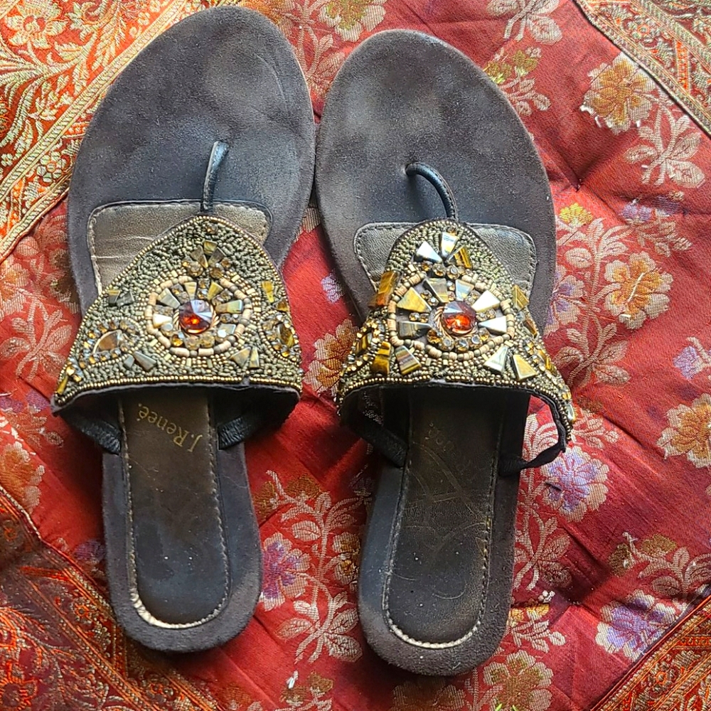 J Renee stunning brown sandals w/tigers eye
